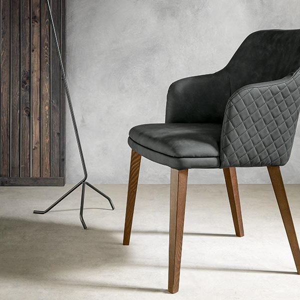 Armchair Polly Wood